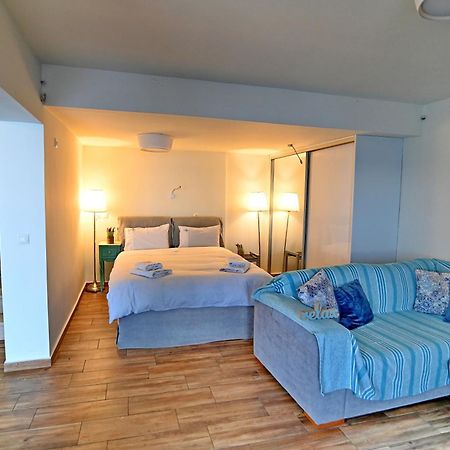 Kalamata Suites By 'Elite' Exterior photo