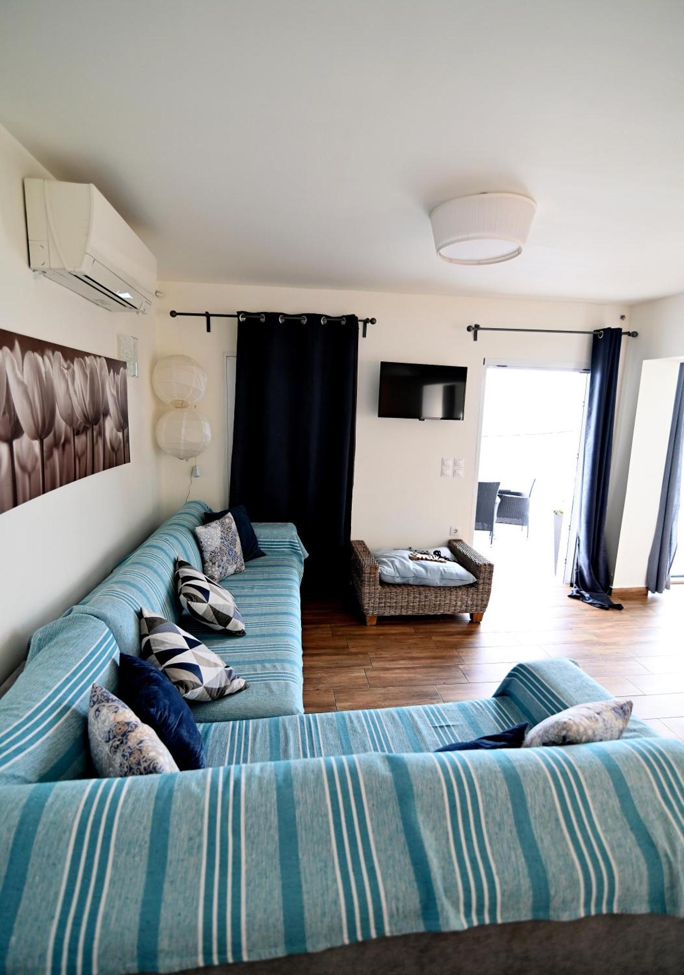 Kalamata Suites By 'Elite' Exterior photo