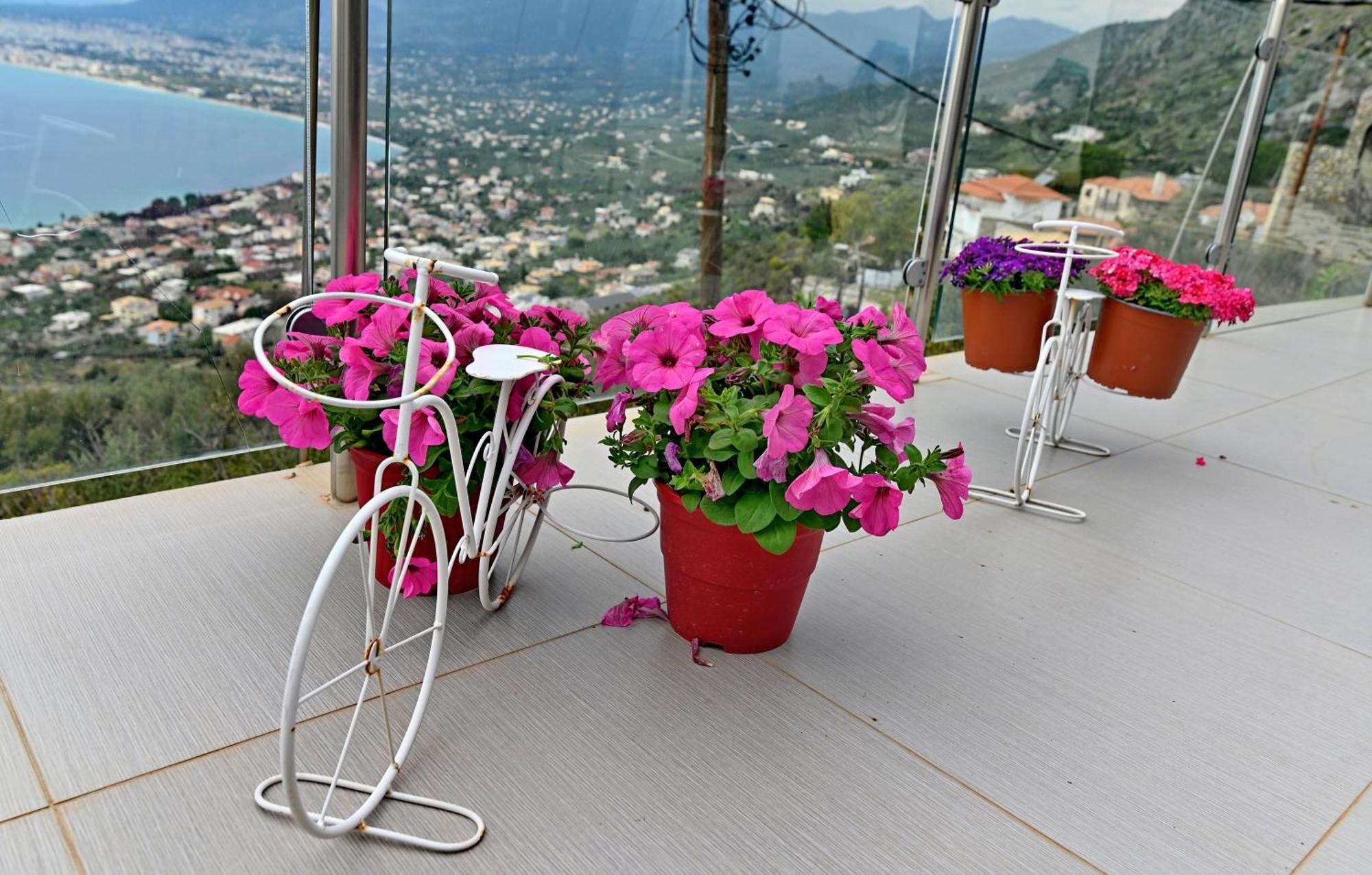 Kalamata Suites By 'Elite' Exterior photo