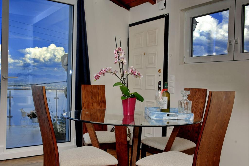 Kalamata Suites By 'Elite' Exterior photo