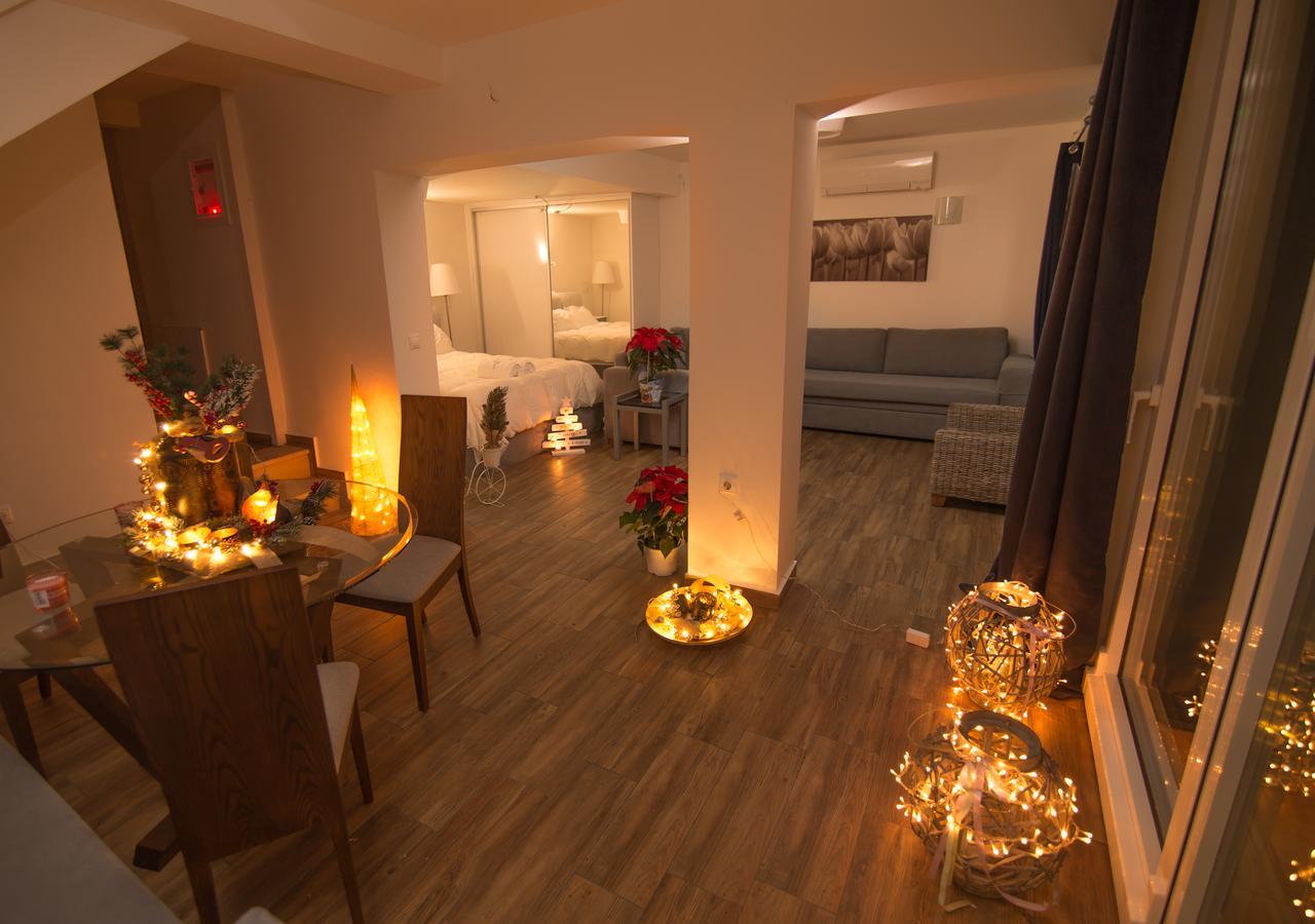 Kalamata Suites By 'Elite' Exterior photo